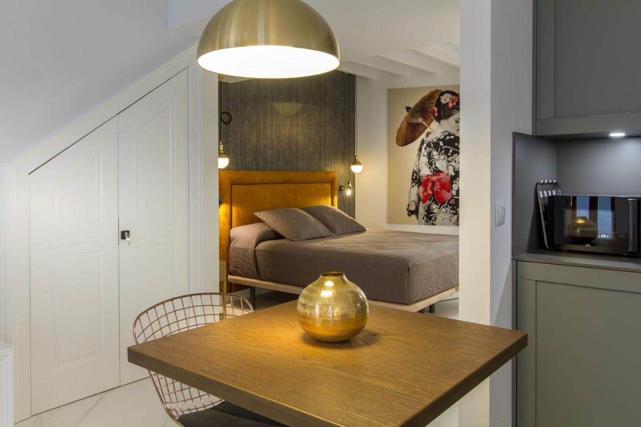 Senabre By Vilamassalia Only Adults Apartment